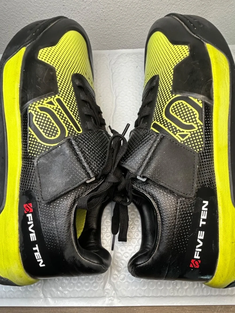 Five Ten Stealth Mountain Bike Shoes Men's Size 13 Hellcat Back Neon Yellow